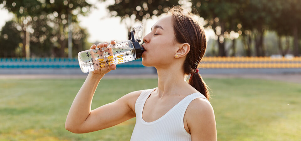 Beneficios de tomar agua